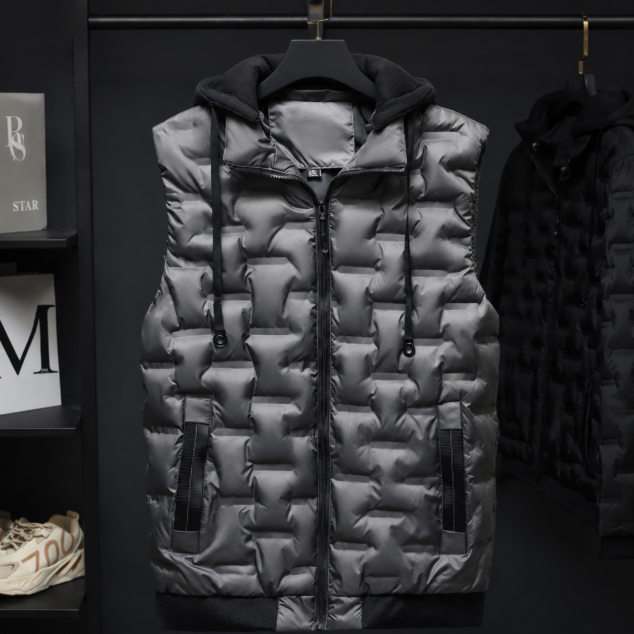 Veyron™ Hooded Vest